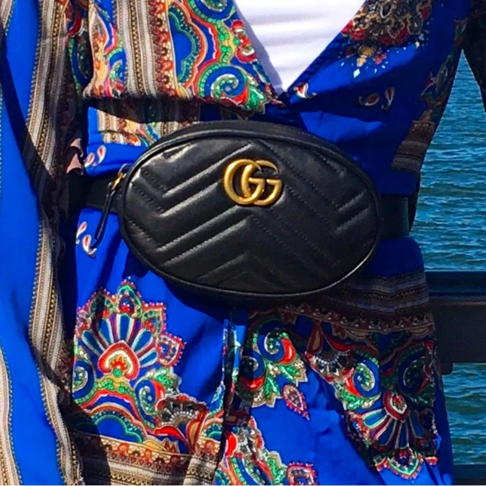 Authentic Gucci Black belt Bag - Picture 2 of 4